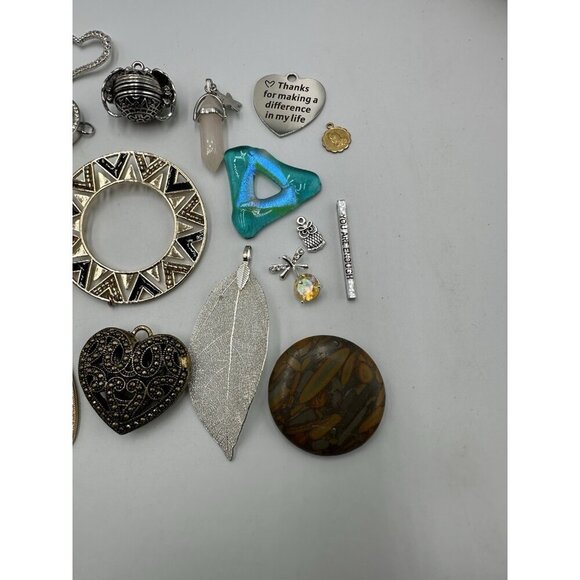 Pendants Lot Bulk Jewelry Making Mixed Styles Charms Vintage Modern Reuse Craft - Picture 6 of 9